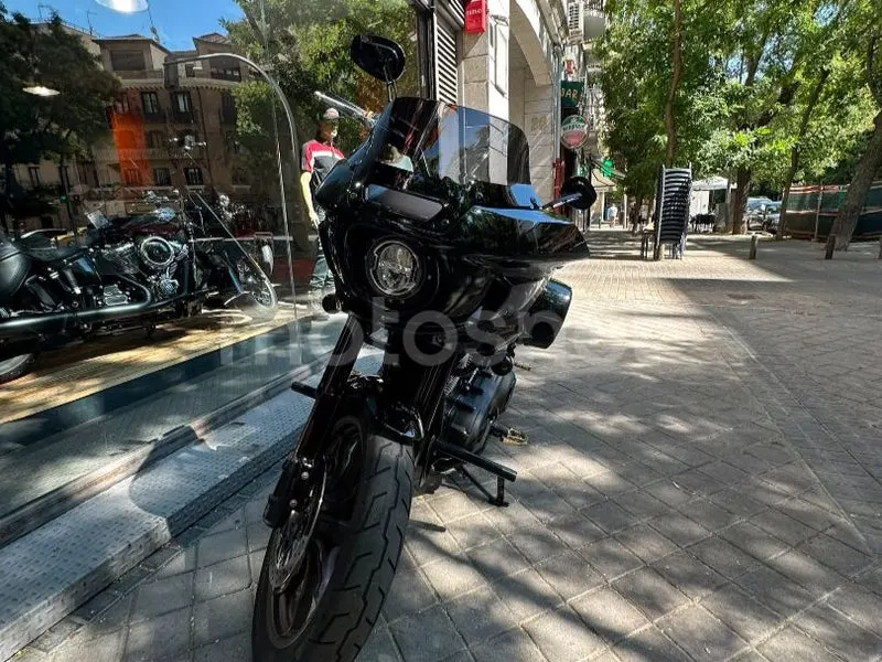 Harley-Davidson Low Rider ST
